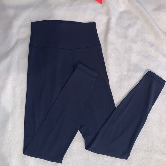 Navy Lululemon align tights - Picture 1 of 3